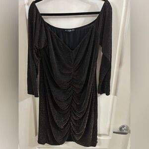 PrettyLittleThing Shimmering Black and Gold Long Sleeve Dress